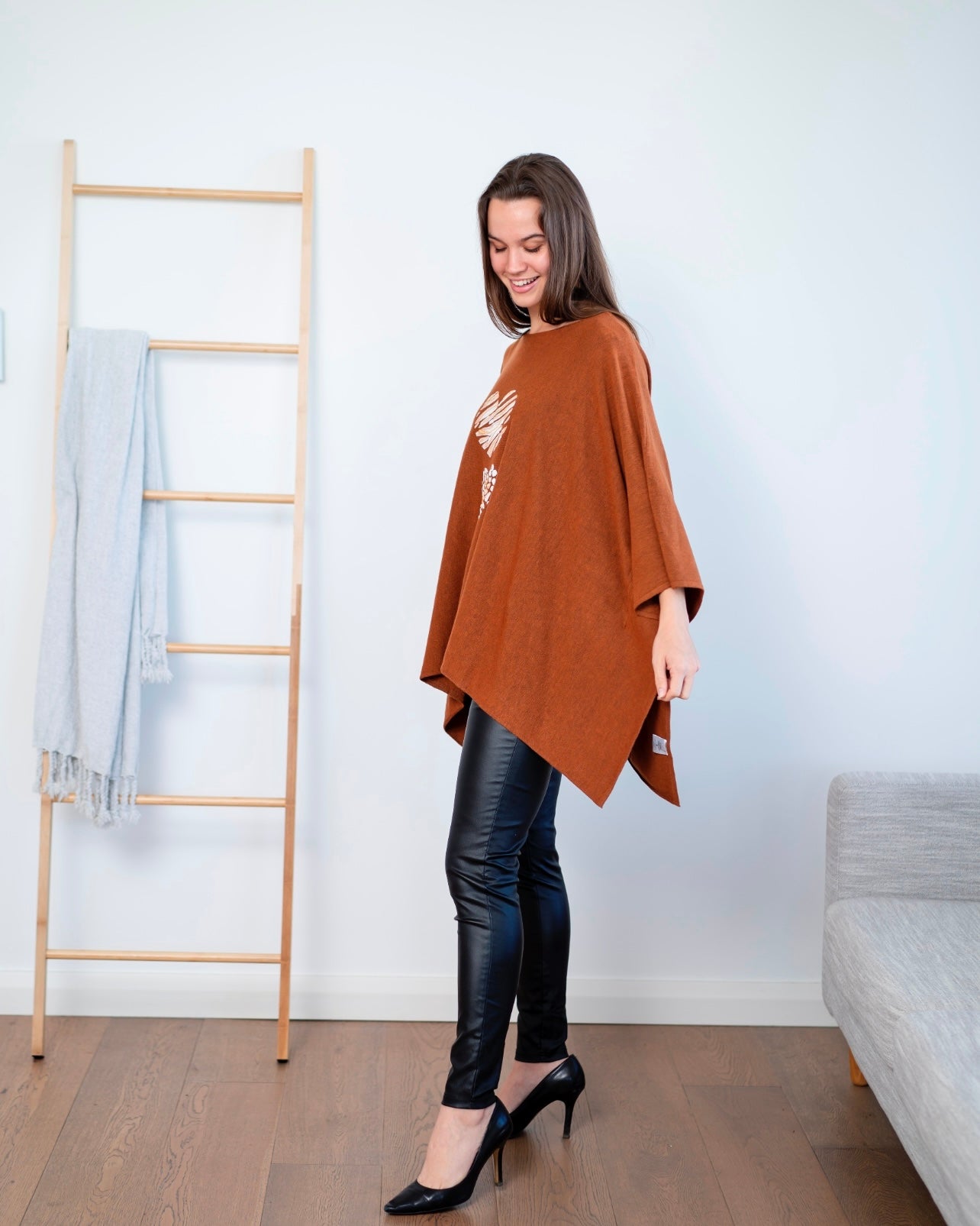 Lisa Heart Print Knit Poncho