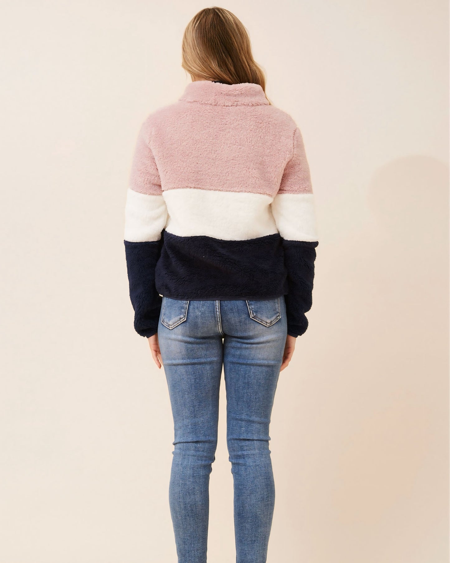 Vera Fluffy Jacket
