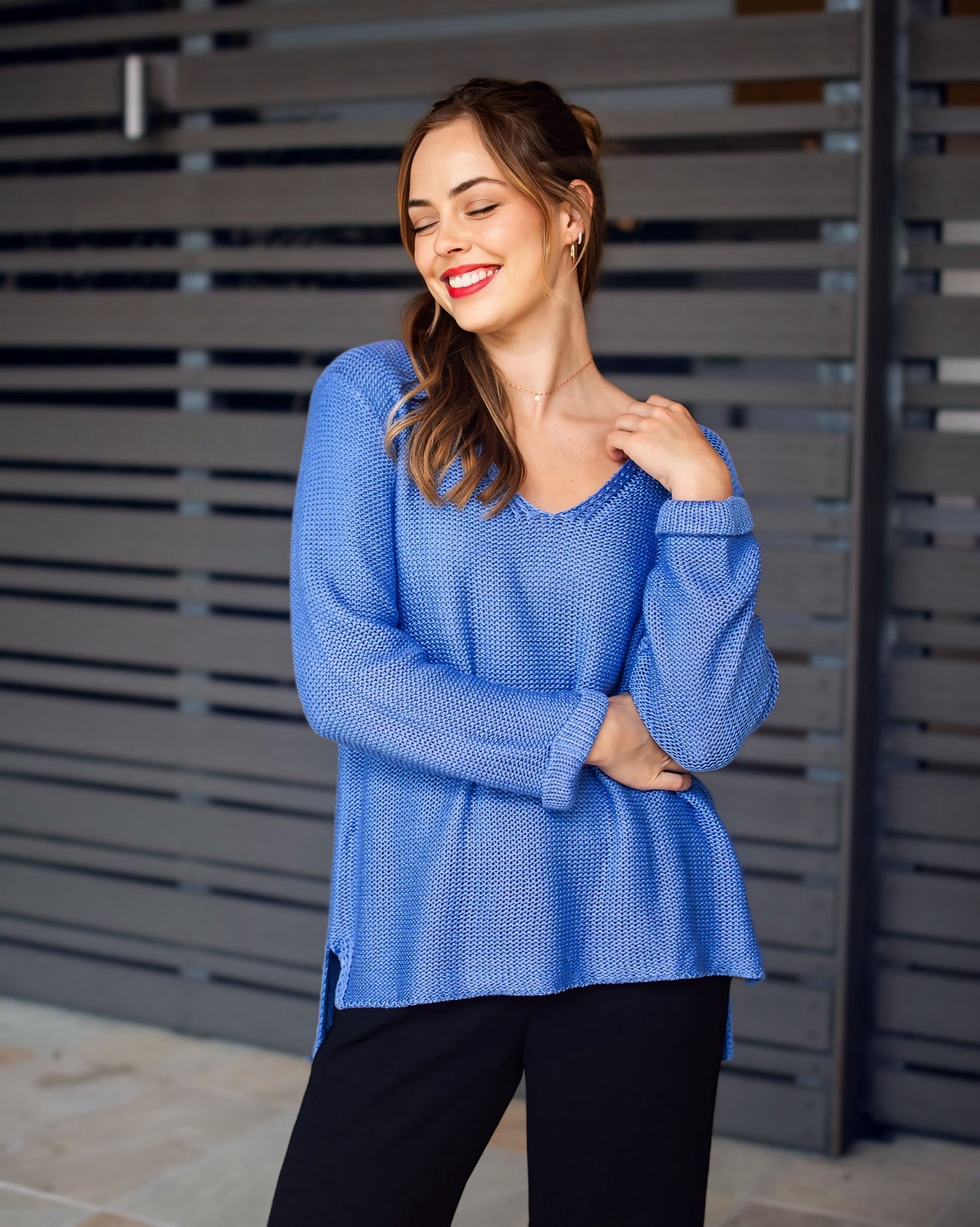 Sally Pullover V Neck Top